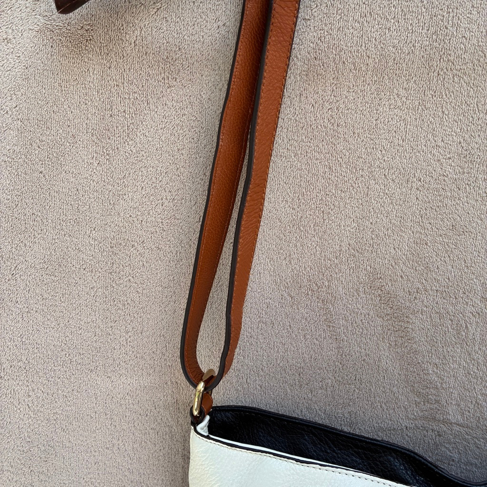 Danier Crossbody Bag Black, Tan & Cream Real Leather Timeless Vintage Neutral - Picture 5 of 16